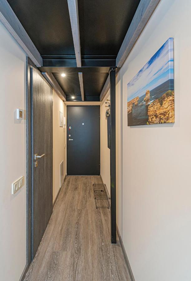 Appartement Modern Loft Near Christ's Resurrection Church By Polo Kaunas